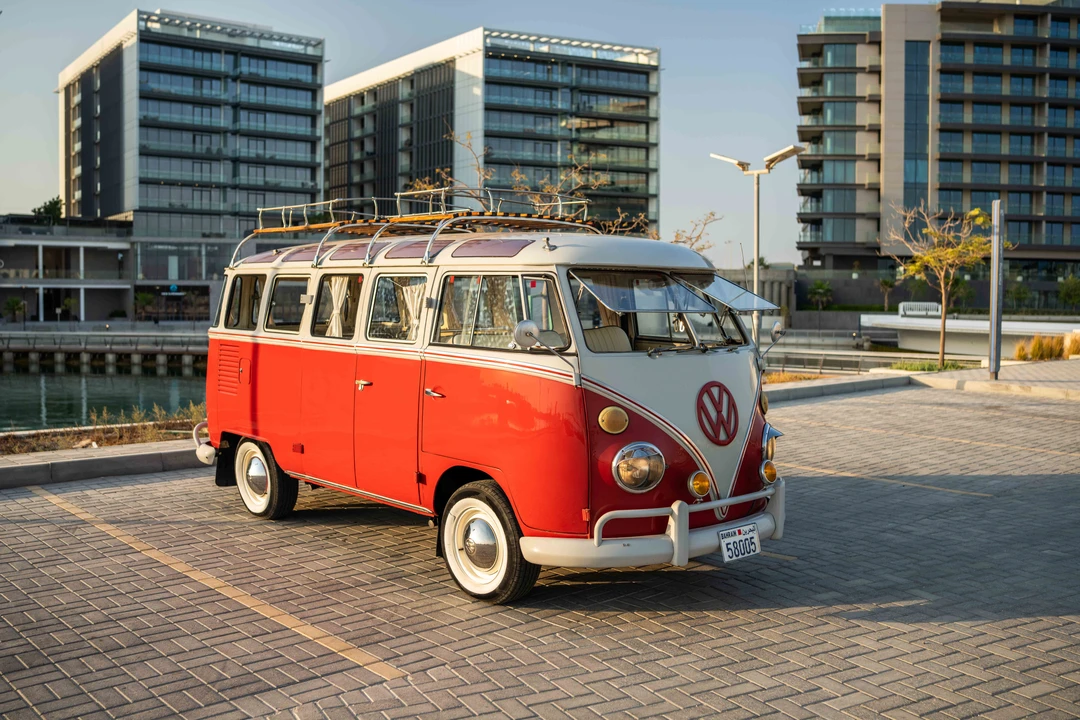 1973 Volkswagen Split-Window Bus - Image 11 of 31