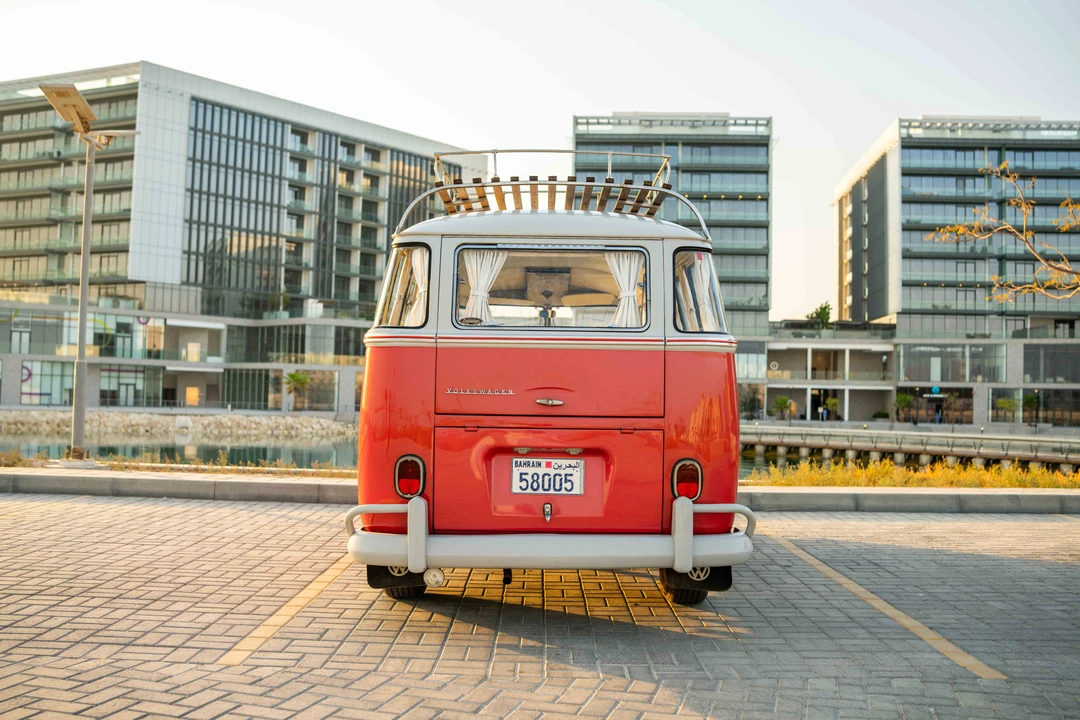 1973 Volkswagen Split-Window Bus - Image 6 of 31