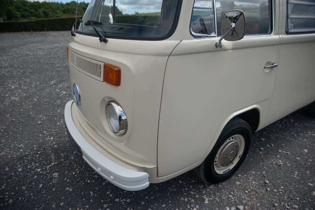 1973 Volkswagen Bay-Window Camper - Image 10 of 31