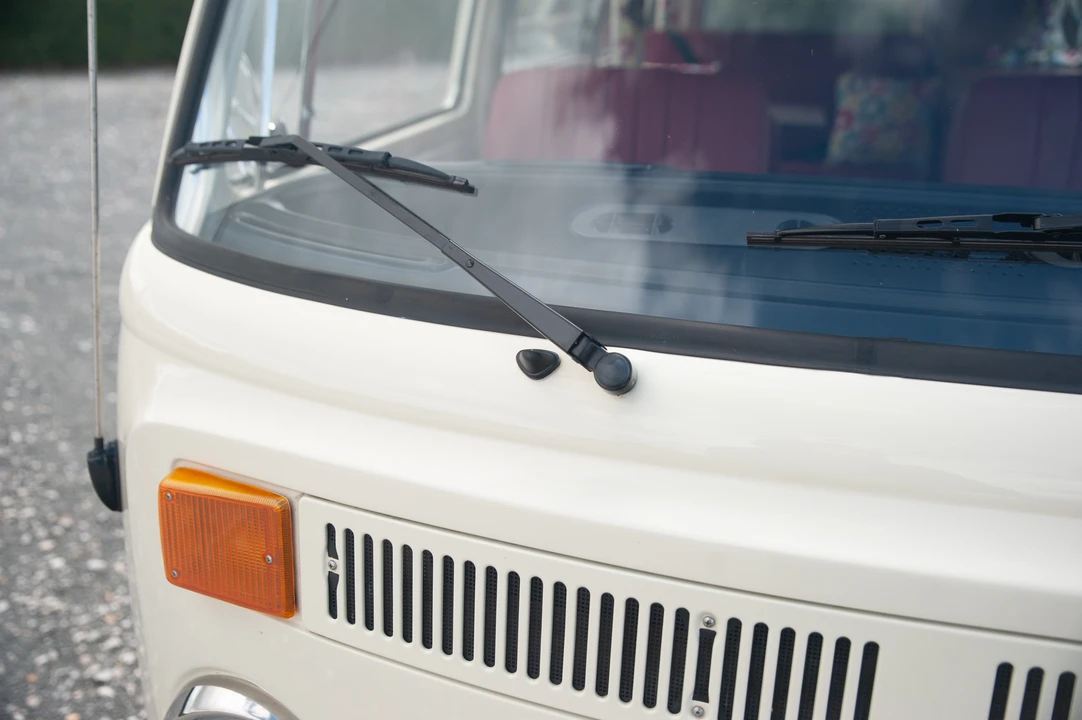 1973 Volkswagen Bay-Window Camper - Image 13 of 31