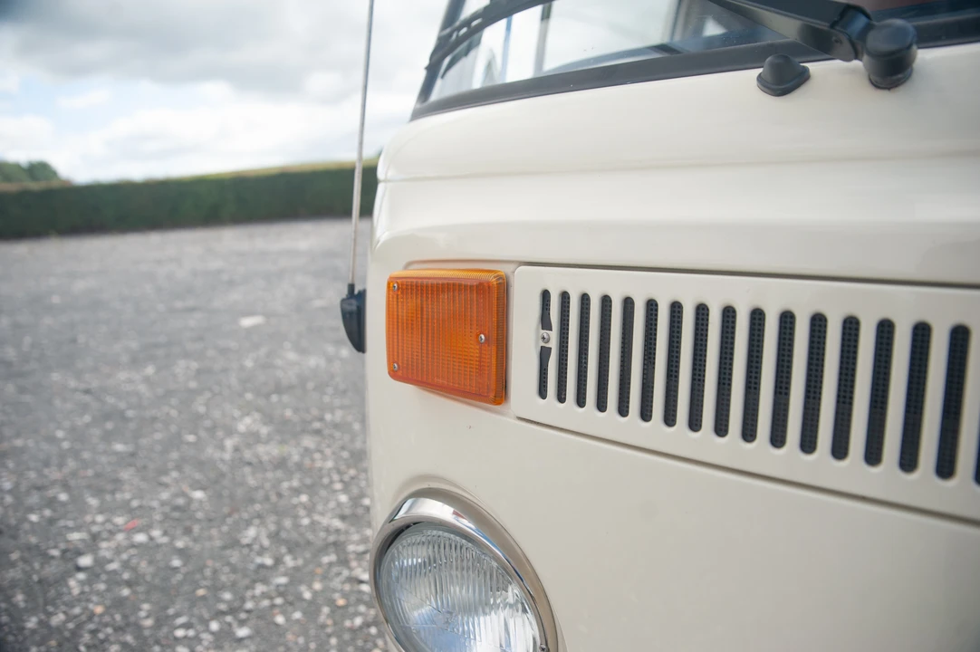 1973 Volkswagen Bay-Window Camper - Image 15 of 31