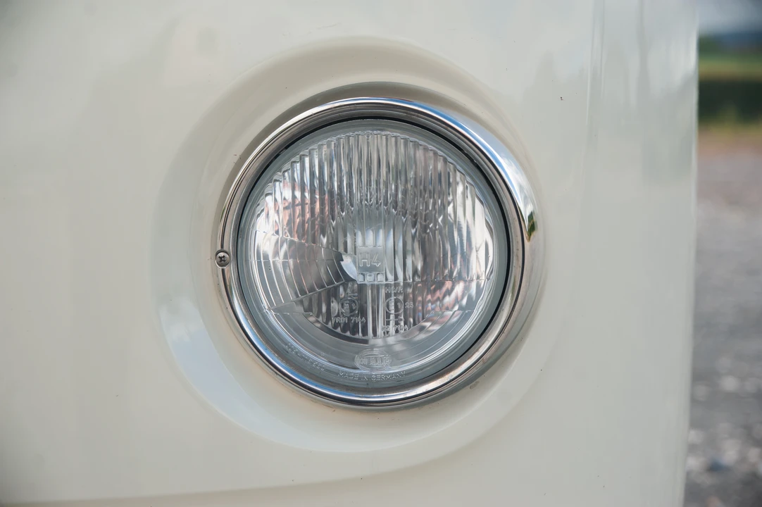 1973 Volkswagen Bay-Window Camper - Image 17 of 31