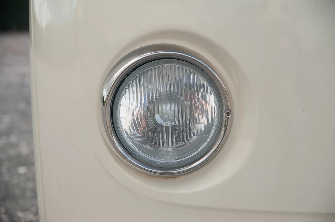 1973 Volkswagen Bay-Window Camper - Image 19 of 31