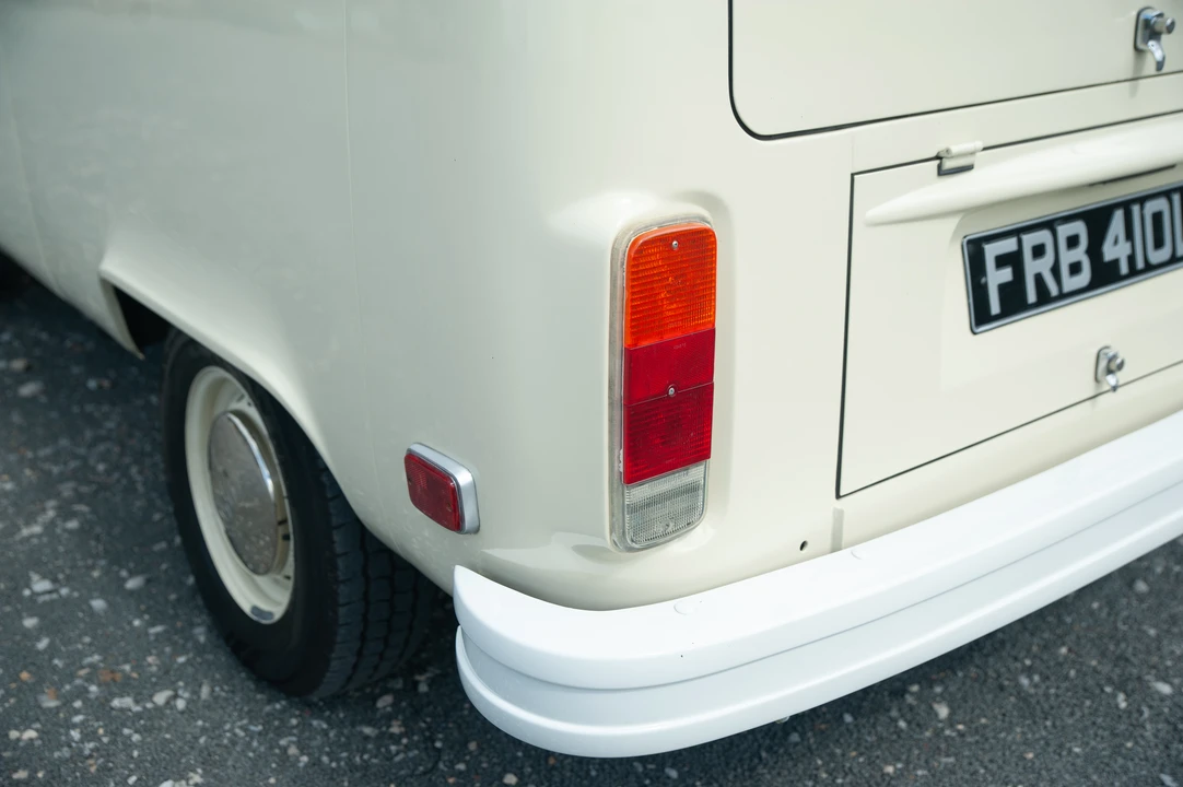 1973 Volkswagen Bay-Window Camper - Image 30 of 31