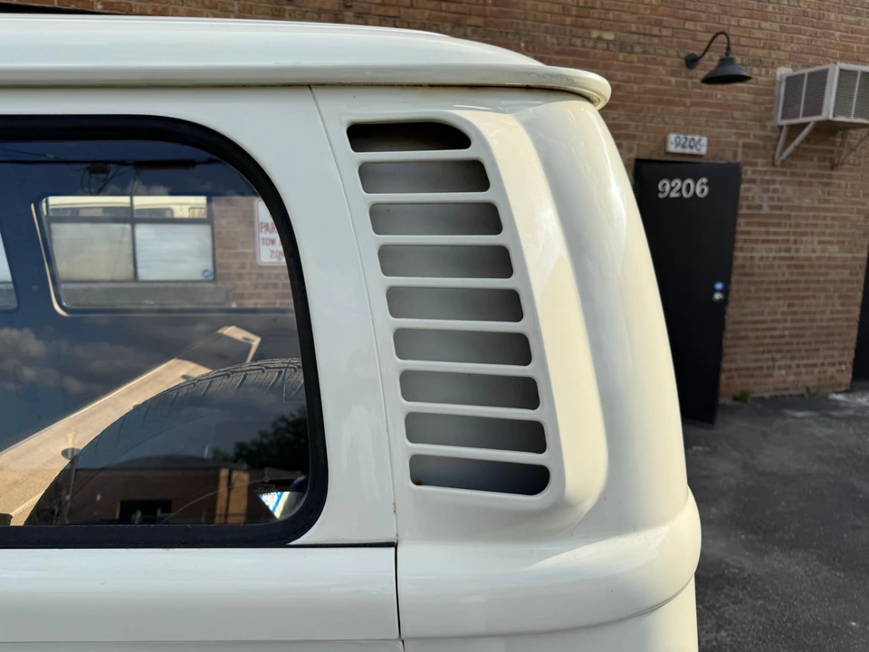 1973 Volkswagen Bay-Window Bus - Image 31 of 31