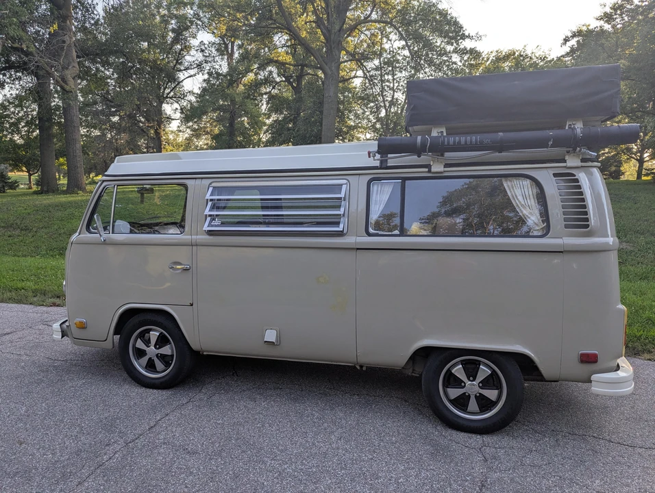 1973 Volkswagen Bay-Window Camper - Image 17 of 31