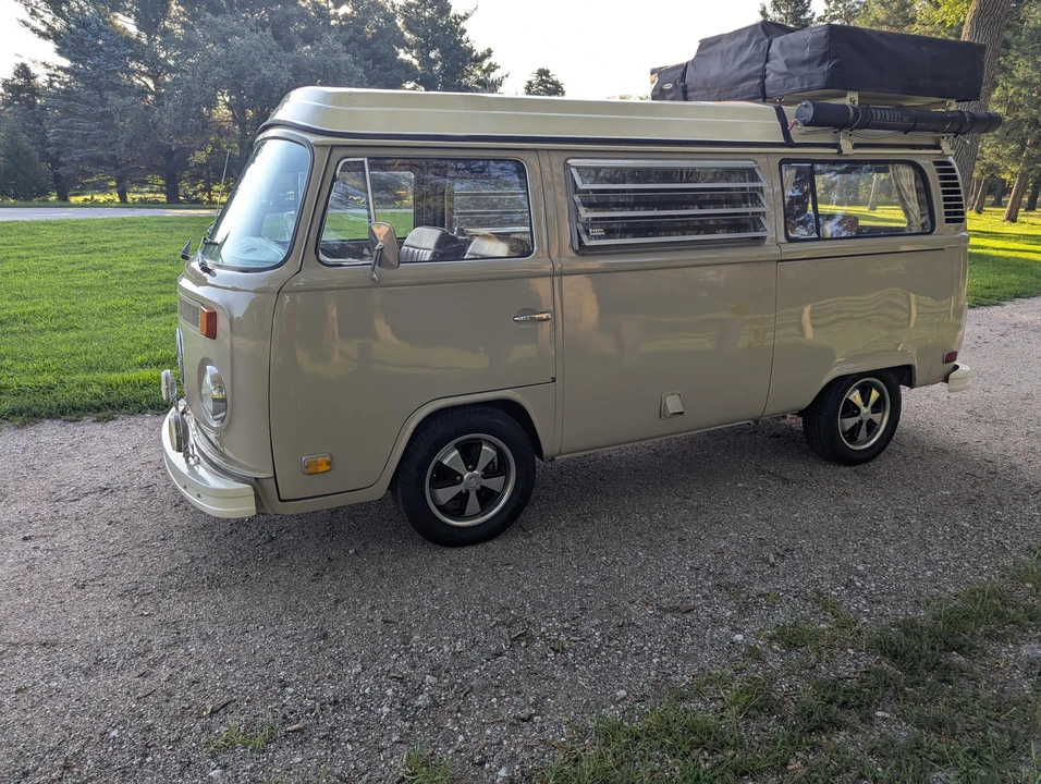 1973 Volkswagen Bay-Window Camper - Image 13 of 31