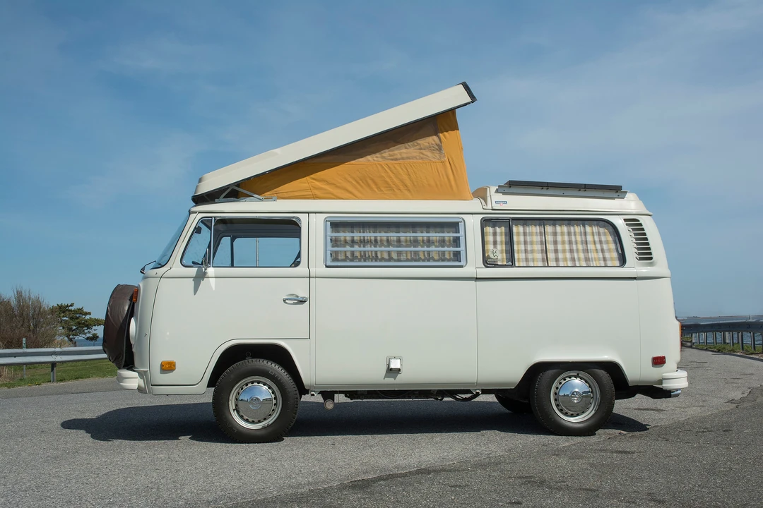 1973 Volkswagen Bay-Window Camper - Image 6 of 22