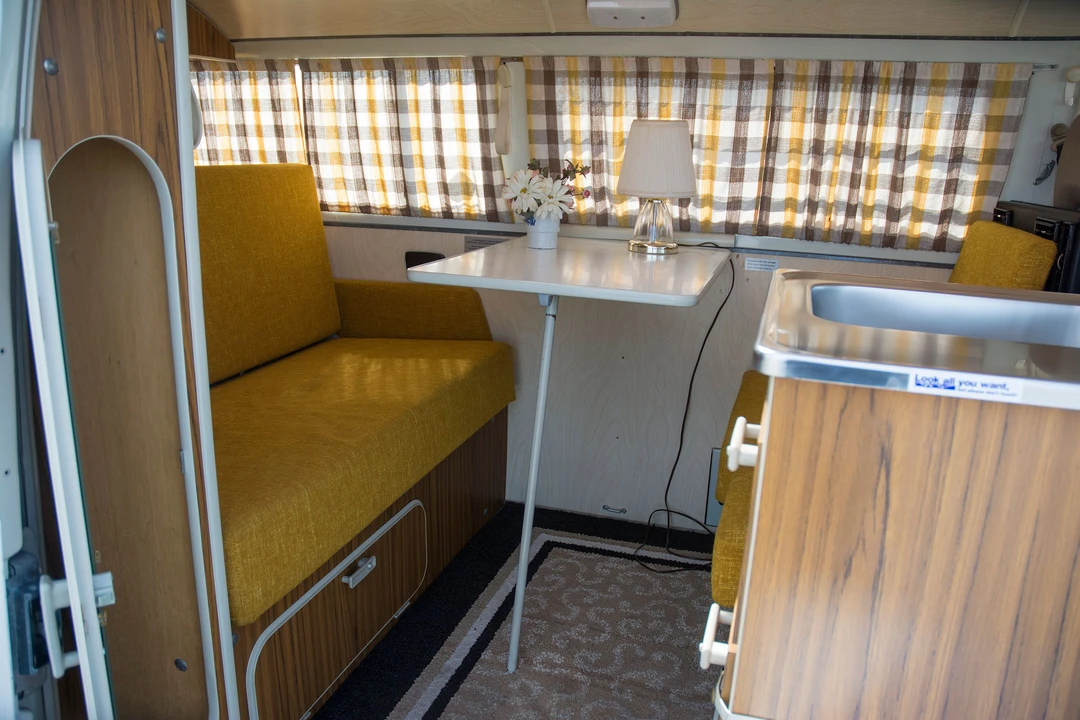 1973 Volkswagen Bay-Window Camper - Image 4 of 22