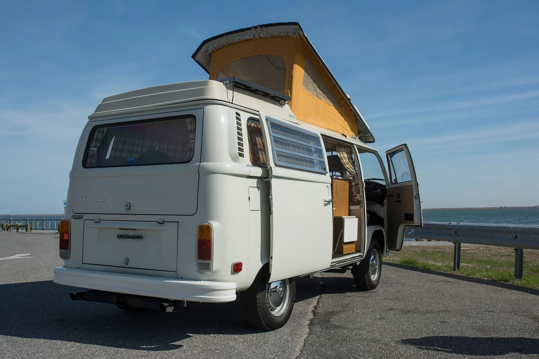 1973 Volkswagen Bay-Window Camper - Image 9 of 22