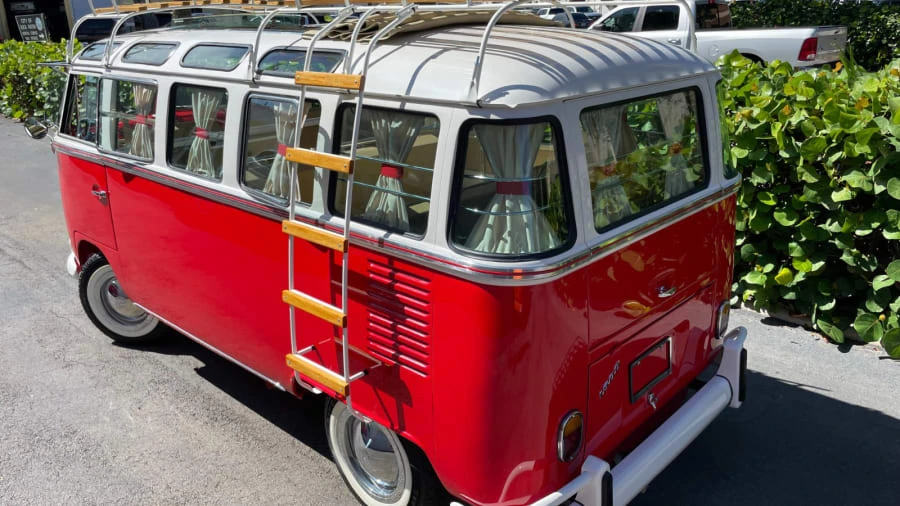 1973 Volkswagen Bay-Window Bus - Image 3 of 18