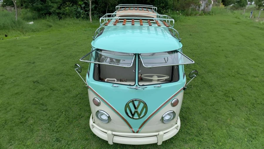 1973 Volkswagen Bay-Window Bus - Image 3 of 31