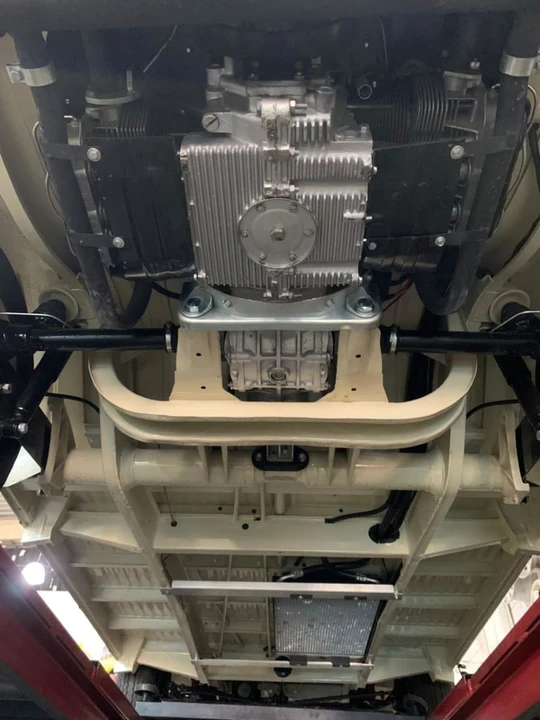 1973 Volkswagen Bay-Window Bus - Image 18 of 28