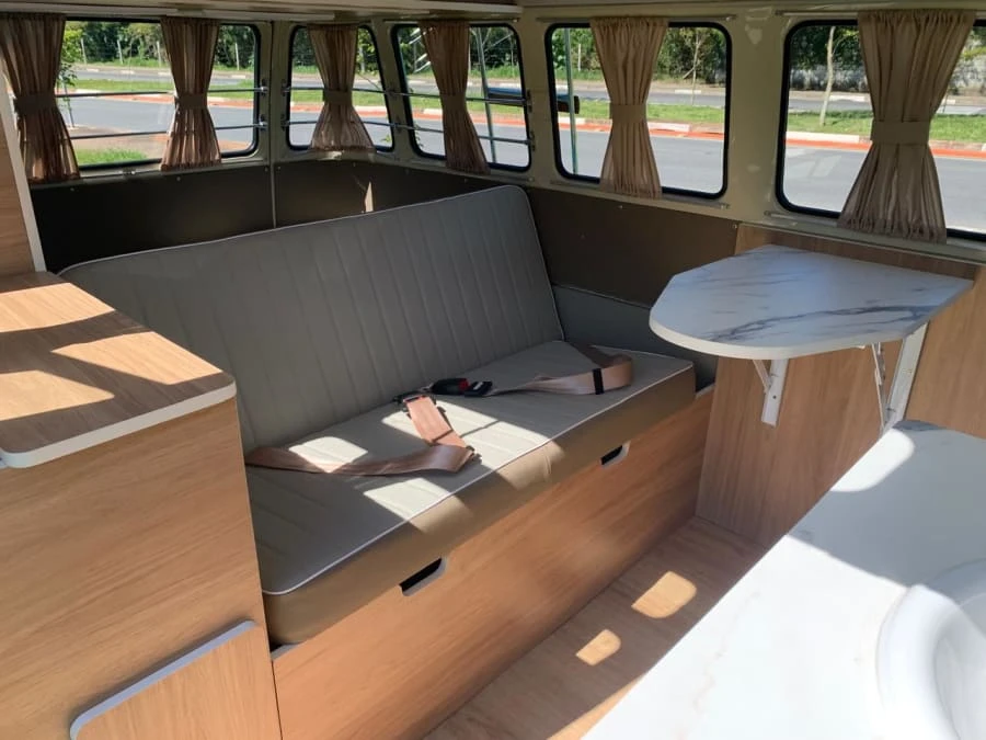 1973 Volkswagen Bay-Window Bus - Image 8 of 28