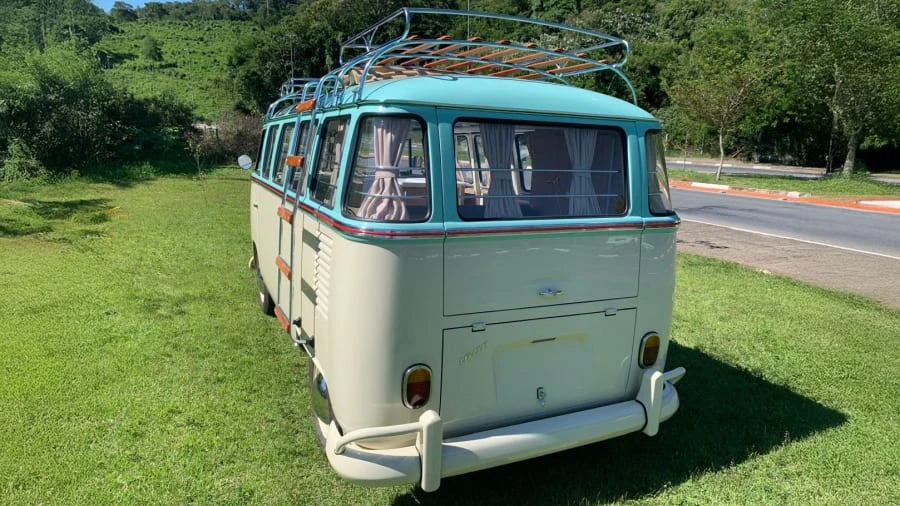 1973 Volkswagen Bay-Window Bus - Image 4 of 28