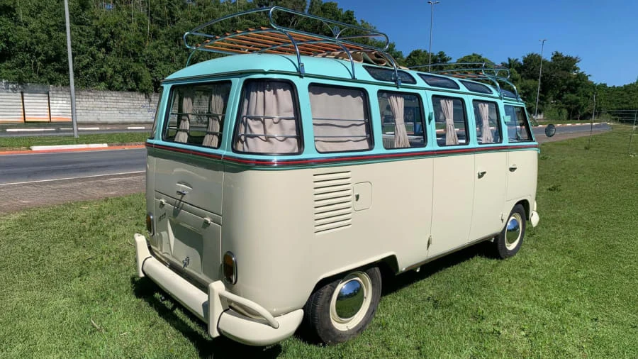1973 Volkswagen Bay-Window Bus - Image 2 of 28