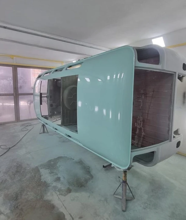 1973 Volkswagen Bay-Window Bus - Image 25 of 28