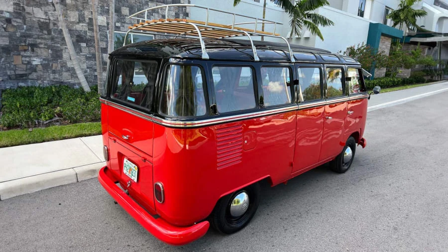 1973 Volkswagen Bay-Window Bus - Image 3 of 31