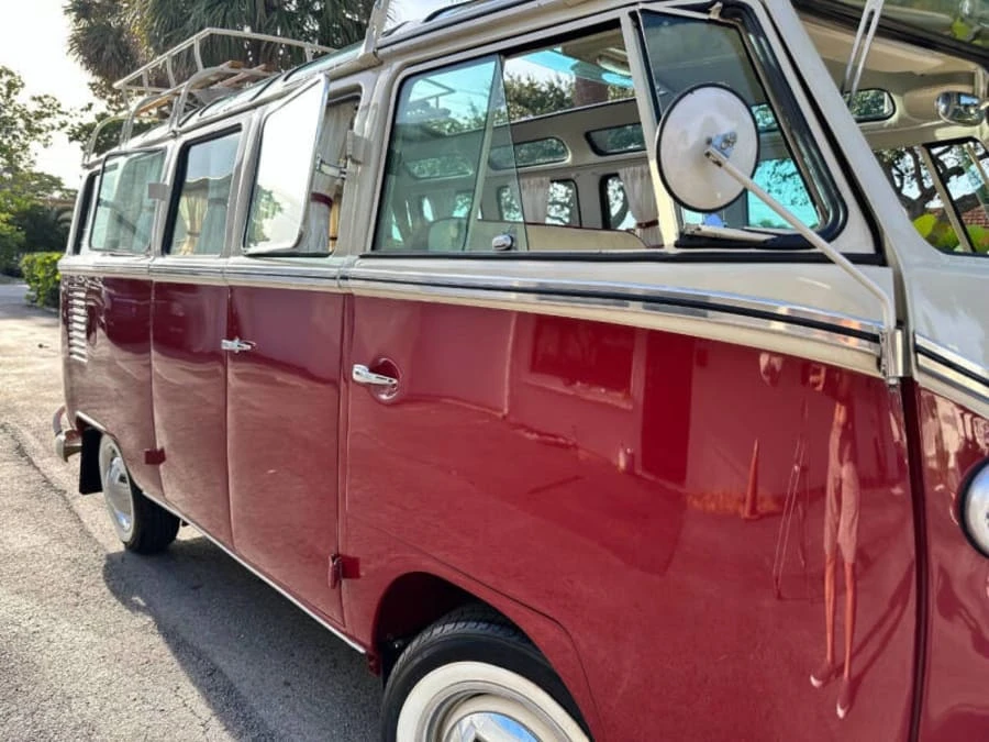 1973 Volkswagen Bay-Window Bus - Image 11 of 30