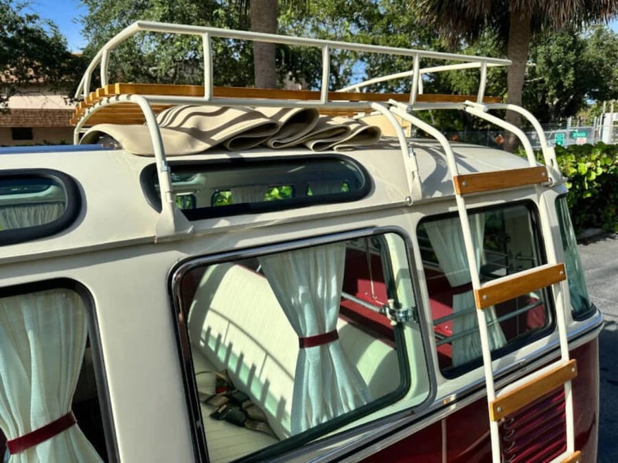 1973 Volkswagen Bay-Window Bus - Image 15 of 30