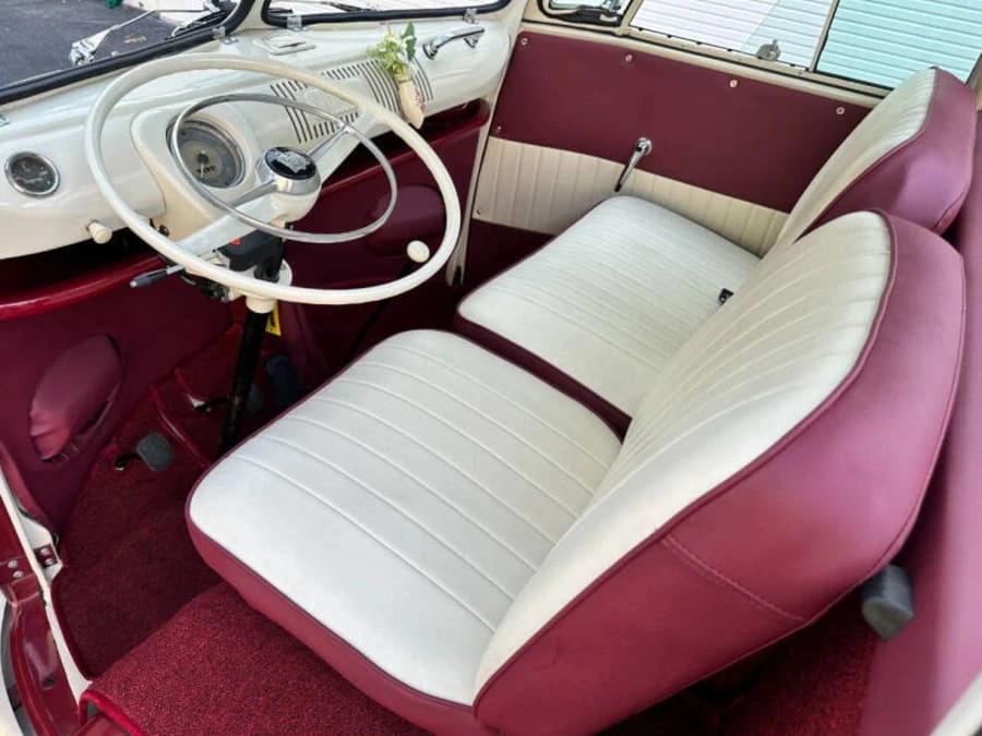 1973 Volkswagen Bay-Window Bus - Image 16 of 30