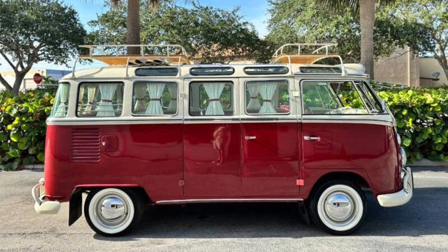 1973 Volkswagen Bay-Window Bus - Image 5 of 30