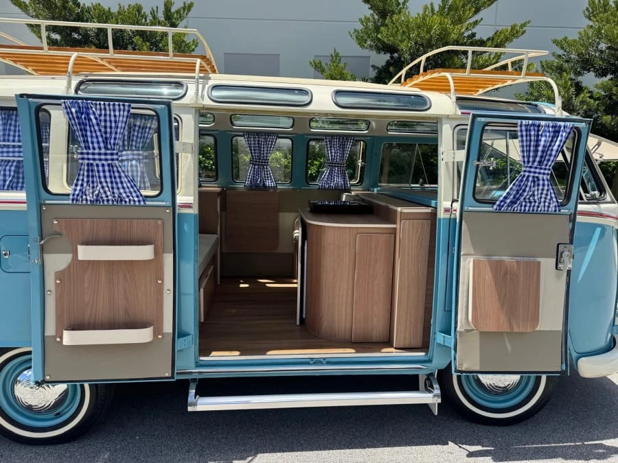 1973 Volkswagen Bay-Window Bus - Image 11 of 16