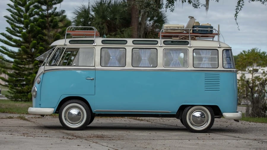 1973 Volkswagen Bay-Window Bus - Image 8 of 31