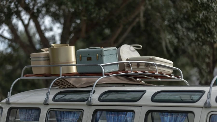 1973 Volkswagen Bay-Window Bus - Image 9 of 31