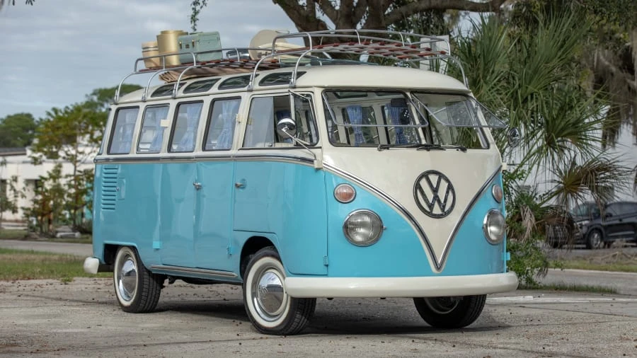 1973 Volkswagen Bay-Window Bus - Image 12 of 31