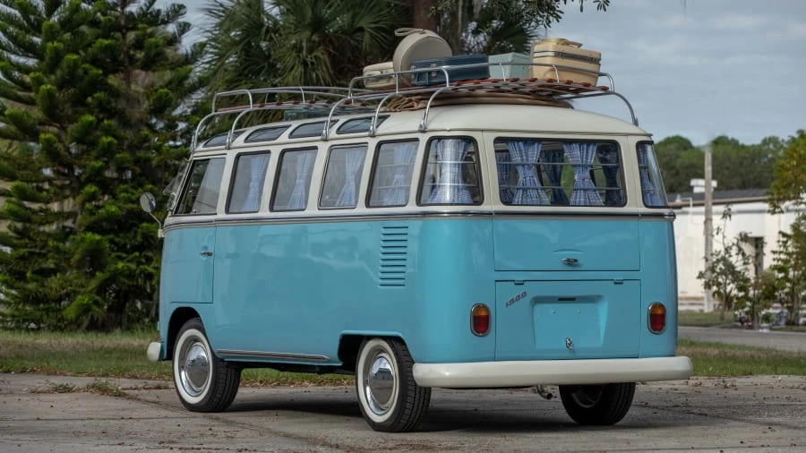 1973 Volkswagen Bay-Window Bus - Image 13 of 31