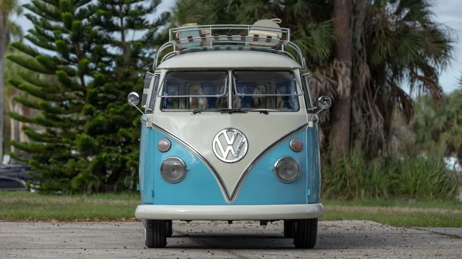 1973 Volkswagen Bay-Window Bus - Image 14 of 31