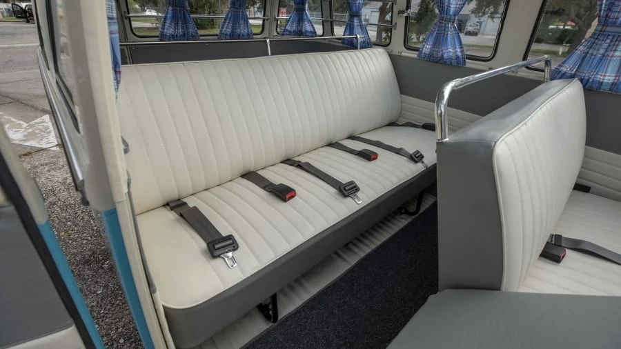 1973 Volkswagen Bay-Window Bus - Image 18 of 31