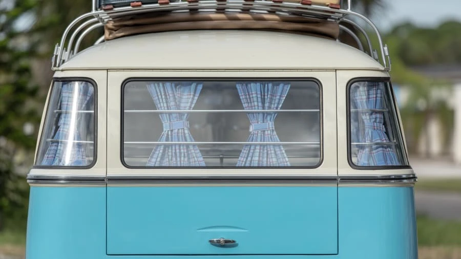 1973 Volkswagen Bay-Window Bus - Image 23 of 31