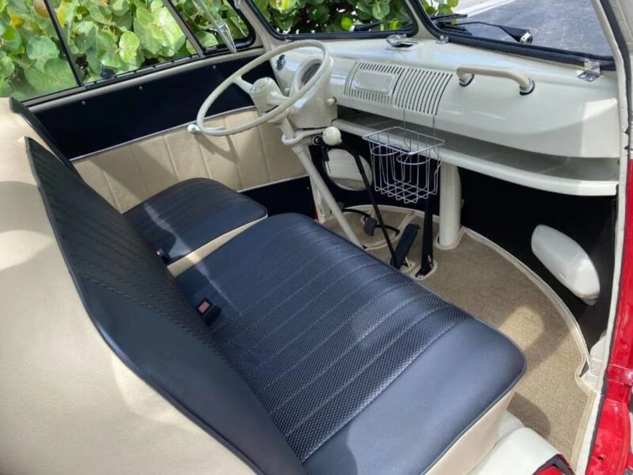 1973 Volkswagen Bay-Window Bus - Image 27 of 31