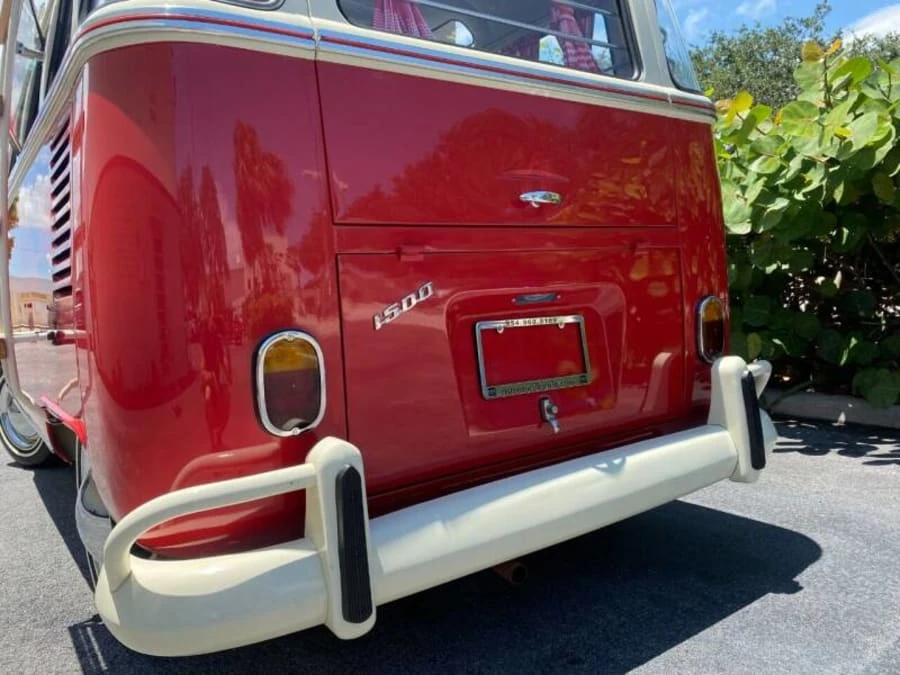 1973 Volkswagen Bay-Window Bus - Image 22 of 31