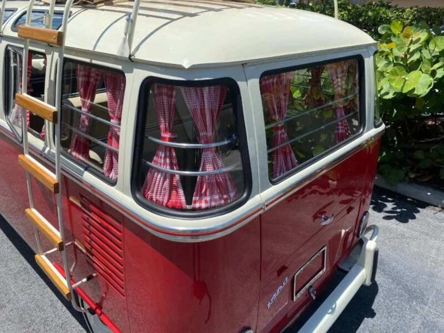 1973 Volkswagen Bay-Window Bus - Image 11 of 31