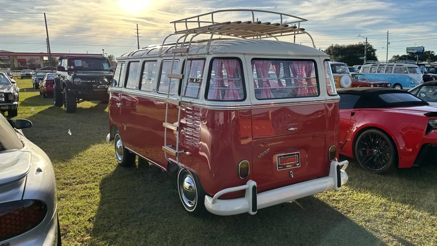 1973 Volkswagen Bay-Window Bus - Image 4 of 6