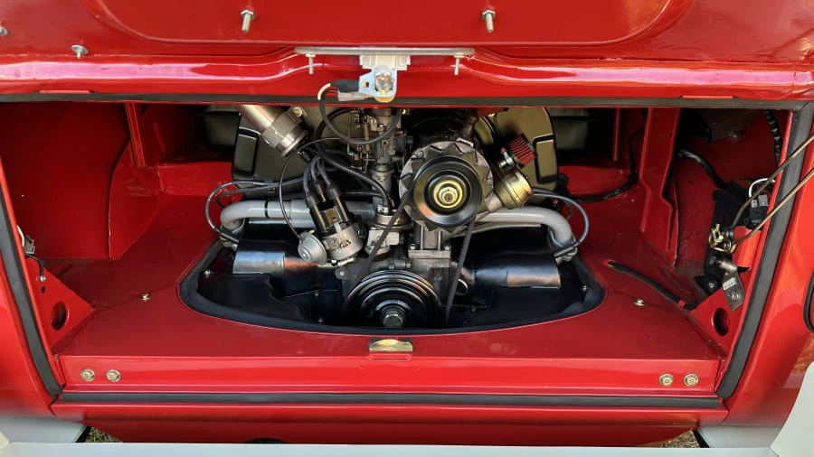 1973 Volkswagen Bay-Window Bus - Image 6 of 6