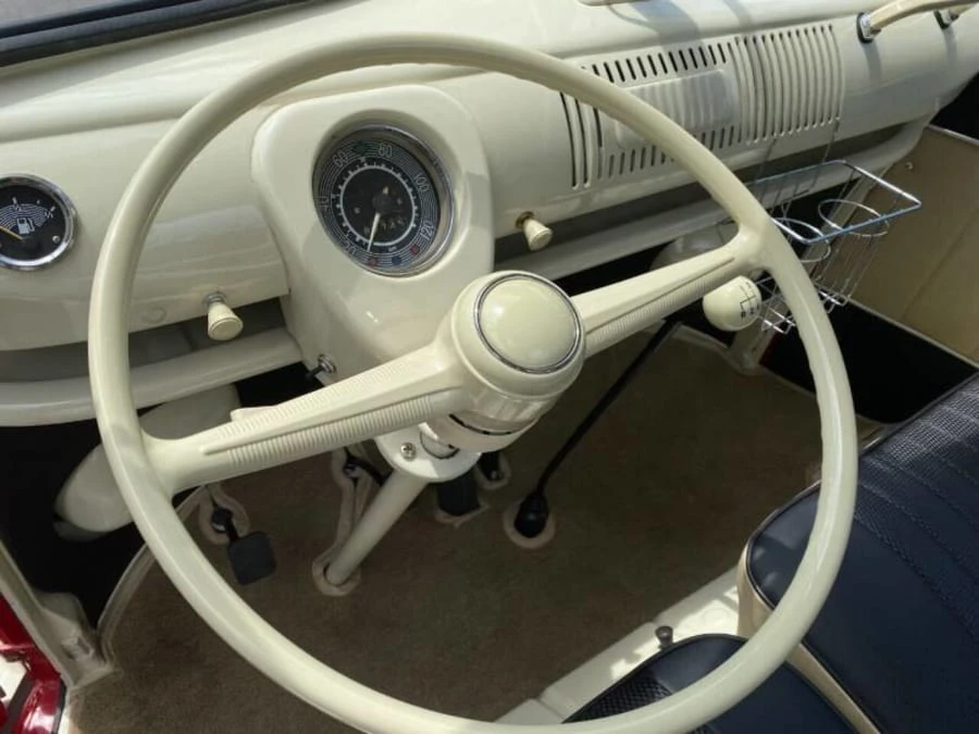 1973 Volkswagen Bay-Window Bus - Image 30 of 31