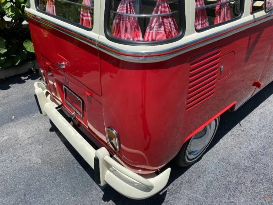 1973 Volkswagen Bay-Window Bus - Image 13 of 31