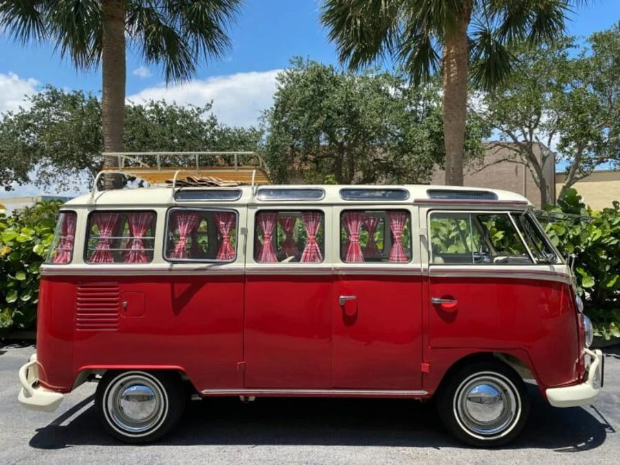 1973 Volkswagen Bay-Window Bus - Image 6 of 31