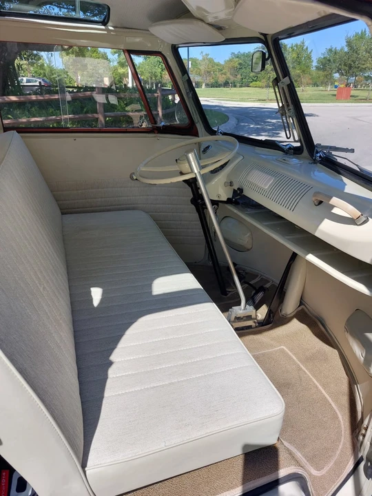 1973 Volkswagen Bay-Window Bus - Image 13 of 17