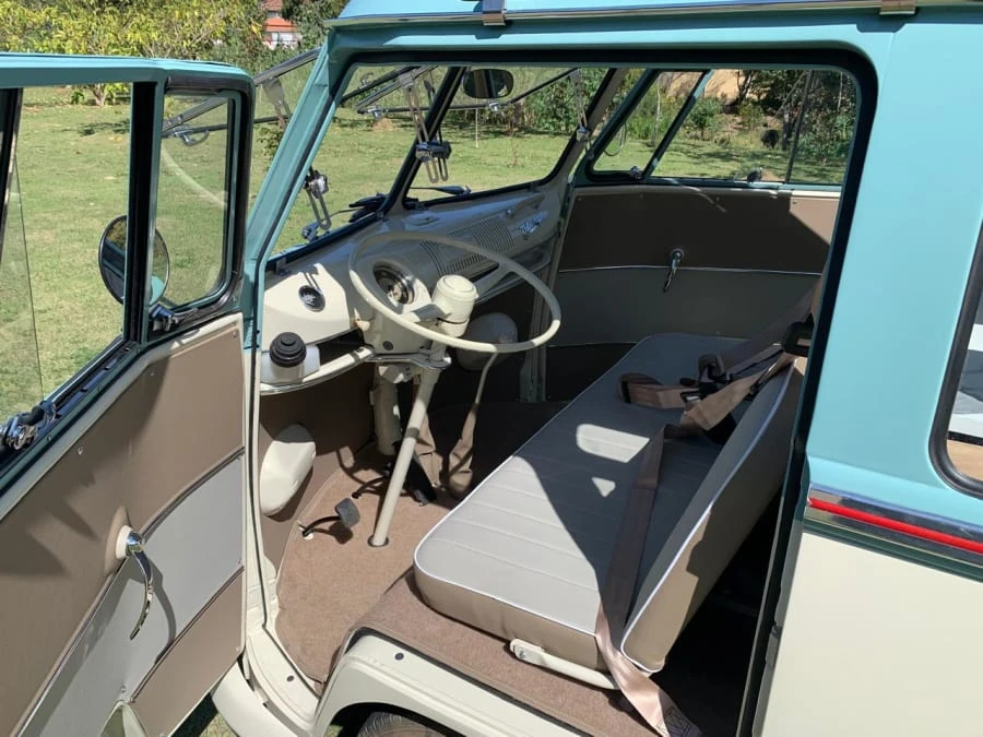 1973 Volkswagen Bay-Window Bus - Image 19 of 31