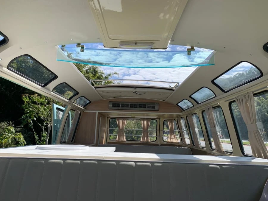 1973 Volkswagen Bay-Window Bus - Image 22 of 31