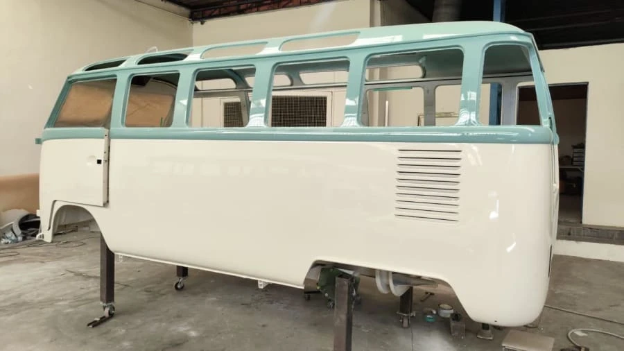 1973 Volkswagen Bay-Window Bus - Image 14 of 31