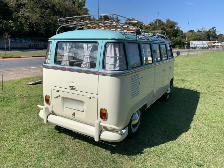 1973 Volkswagen Bay-Window Bus - Image 12 of 31