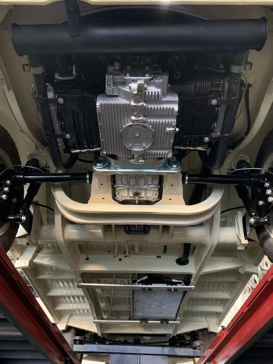 1973 Volkswagen Bay-Window Bus - Image 28 of 31