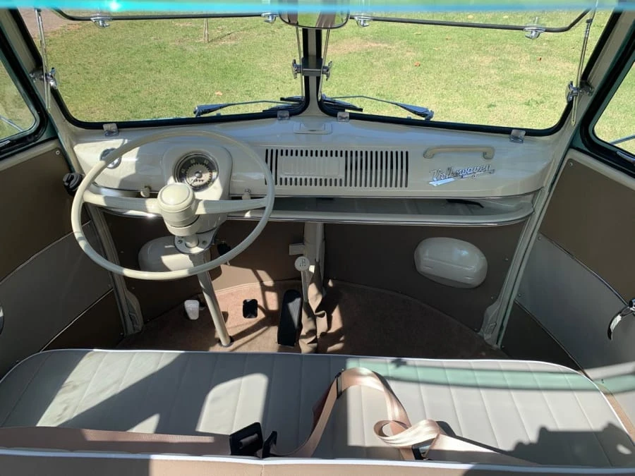 1973 Volkswagen Bay-Window Bus - Image 23 of 31