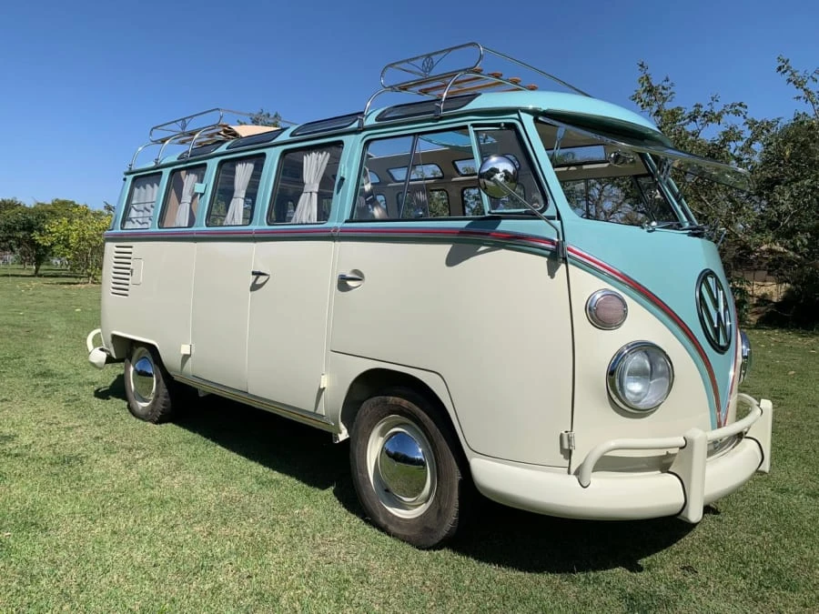 1973 Volkswagen Bay-Window Bus - Image 8 of 31
